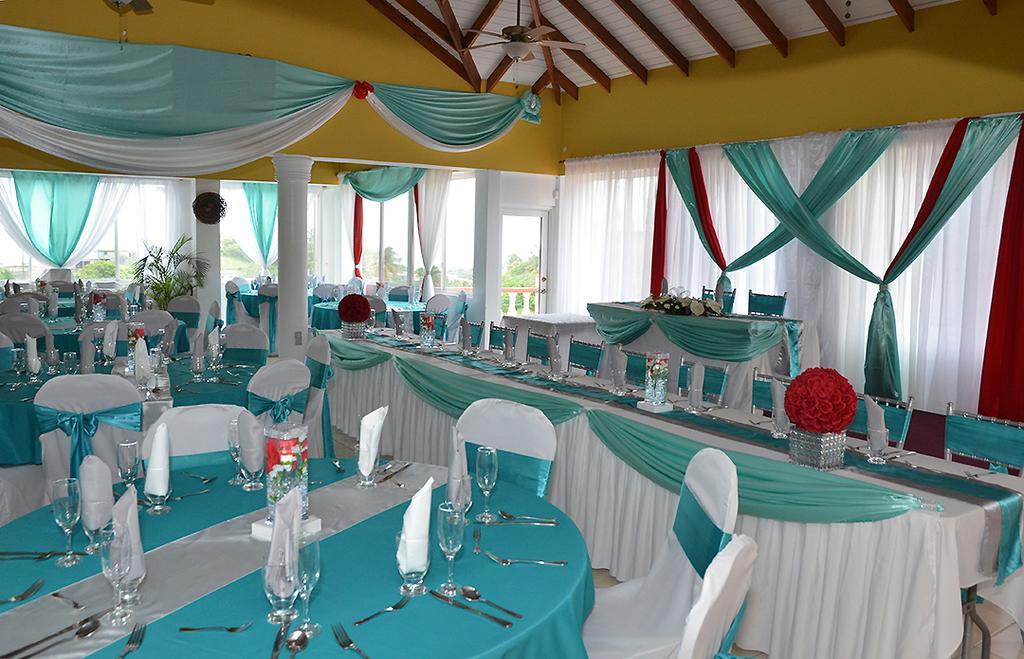 Hotel Alexandrina Kingstown Exterior photo