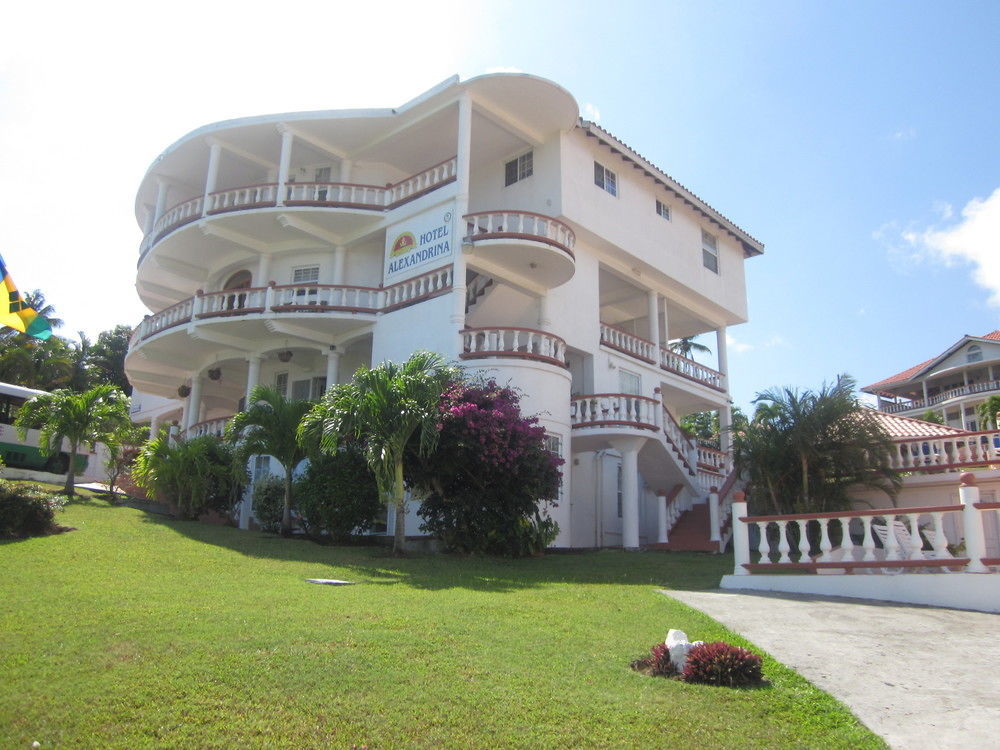 Hotel Alexandrina Kingstown Exterior photo